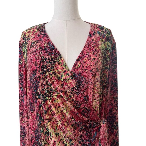 NEW Anne Klein Women's XL Pink Colorful V-Neck Work Casual Wrap Stretch Blouse - Picture 2 of 6